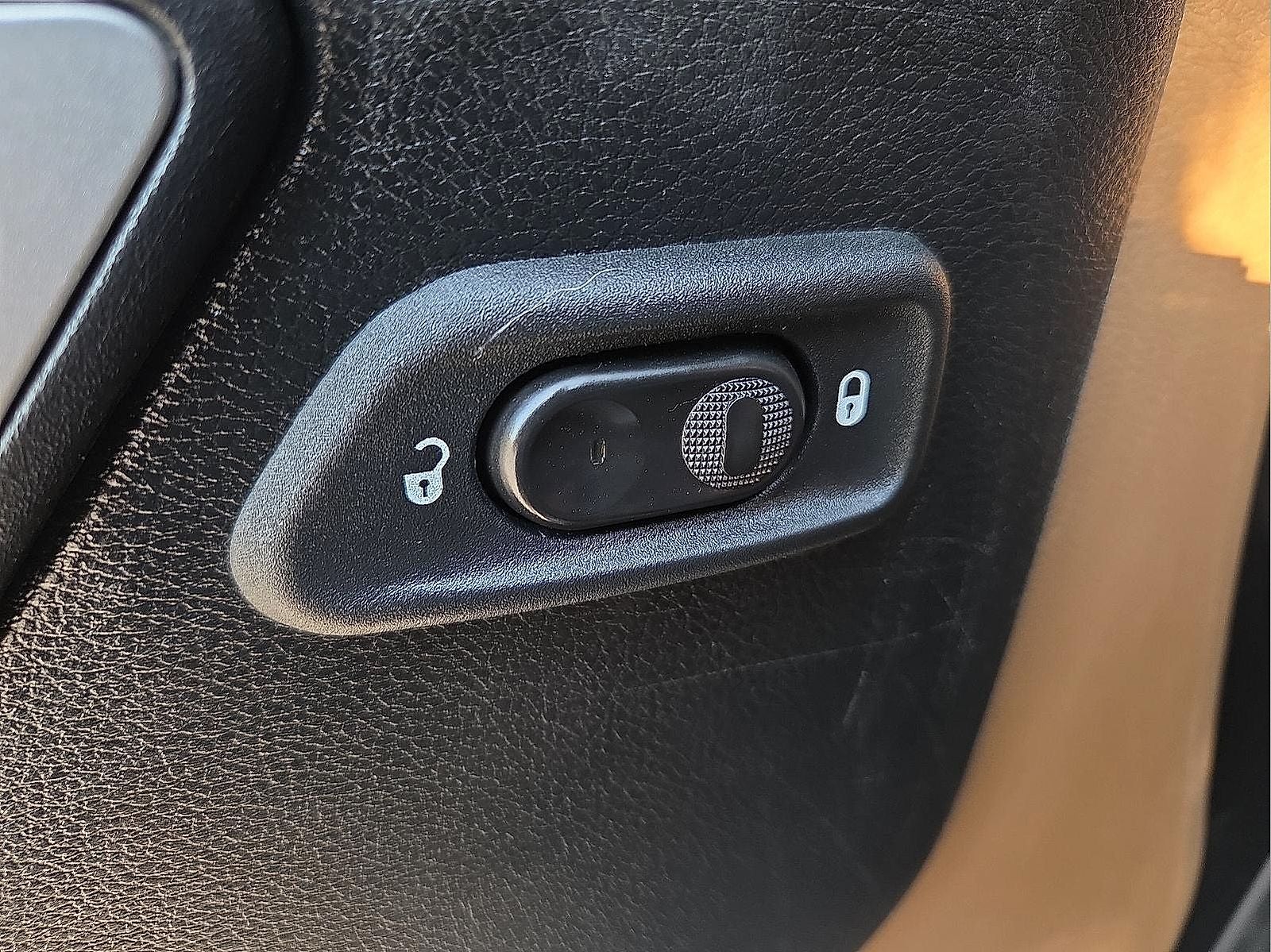 2017 Jeep Wrangler Unlimited Sahara 4x4
