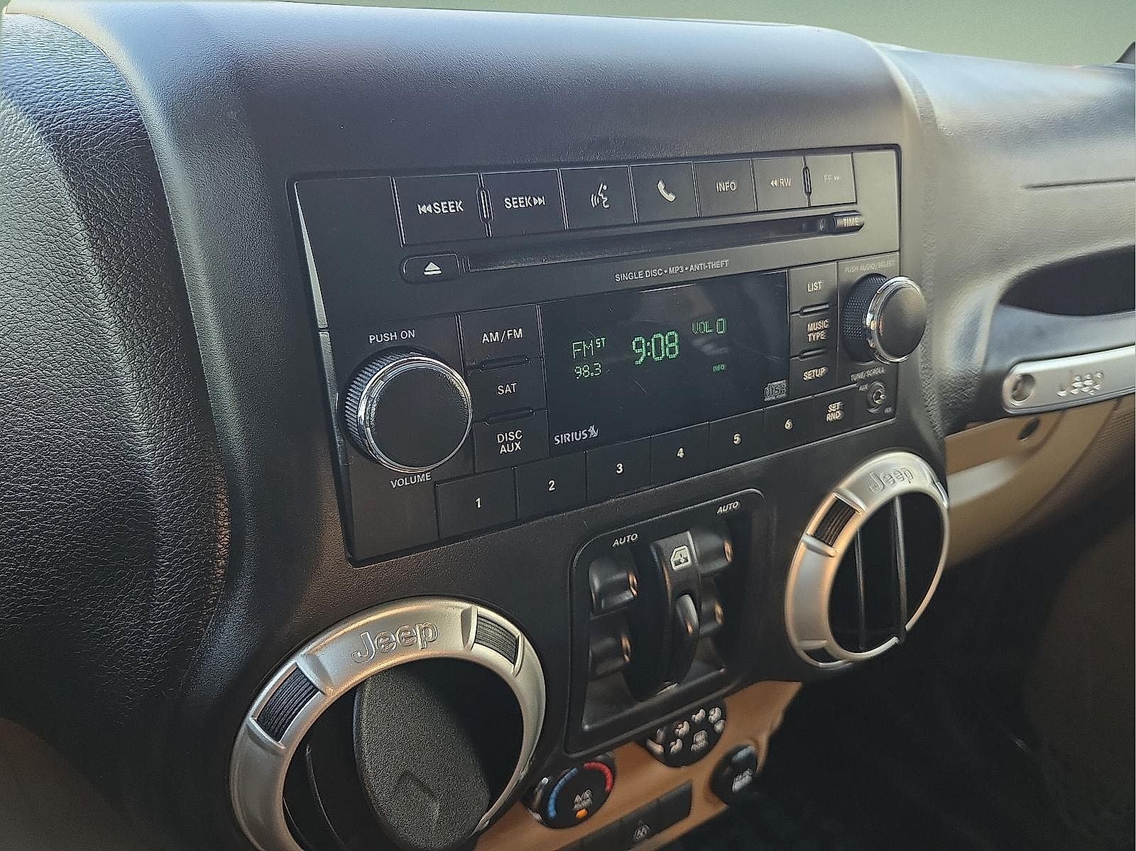 2017 Jeep Wrangler Unlimited Sahara 4x4