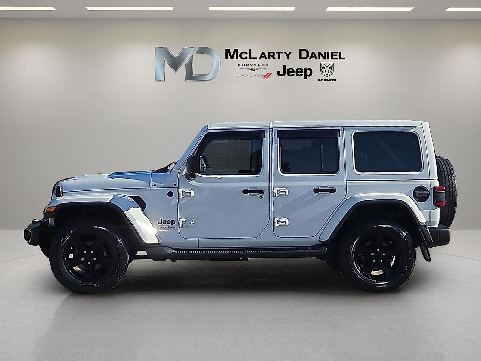 2020 Jeep Wrangler Unlimited Sahara Altitude