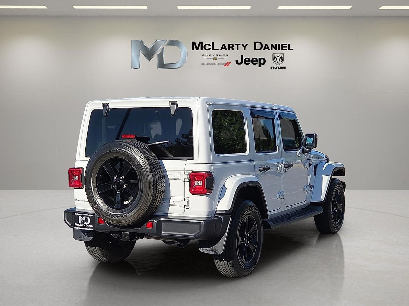 2020 Jeep Wrangler Unlimited Sahara Altitude