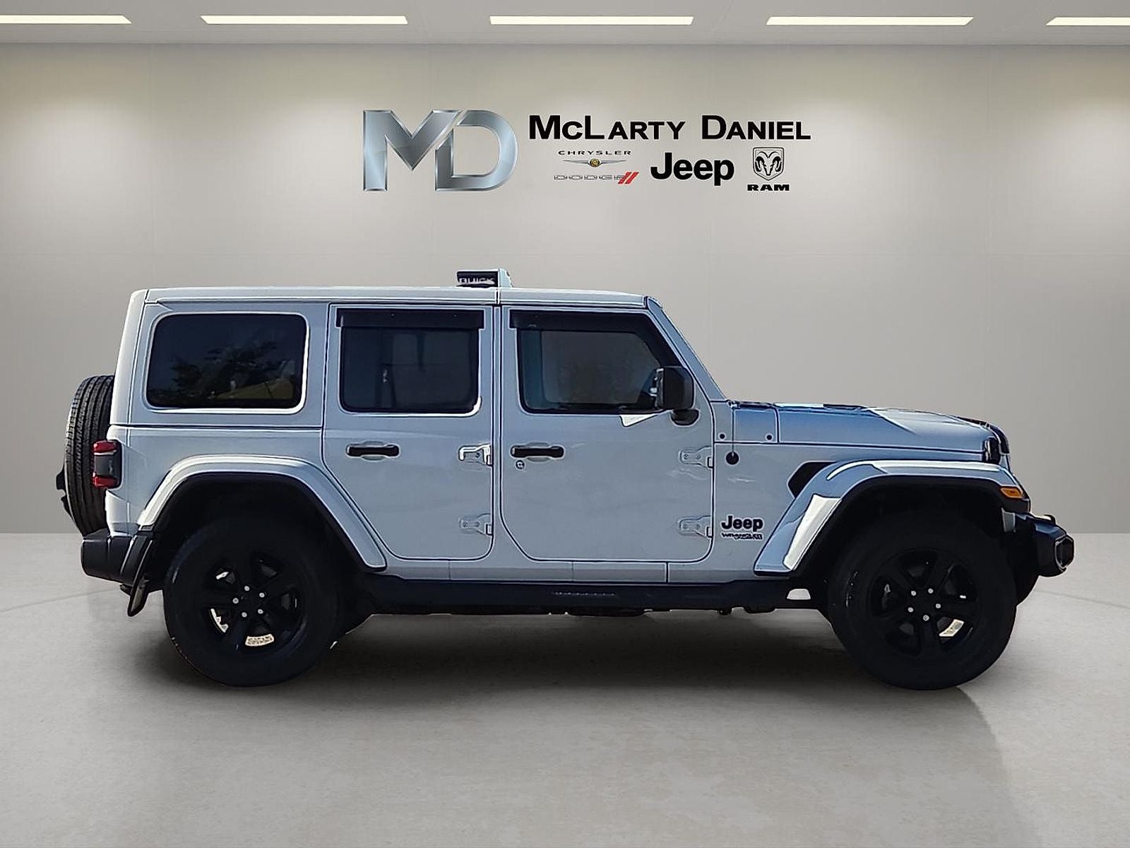 2020 Jeep Wrangler Unlimited Sahara Altitude
