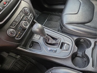 2020 Jeep Cherokee Latitude Plus FWD