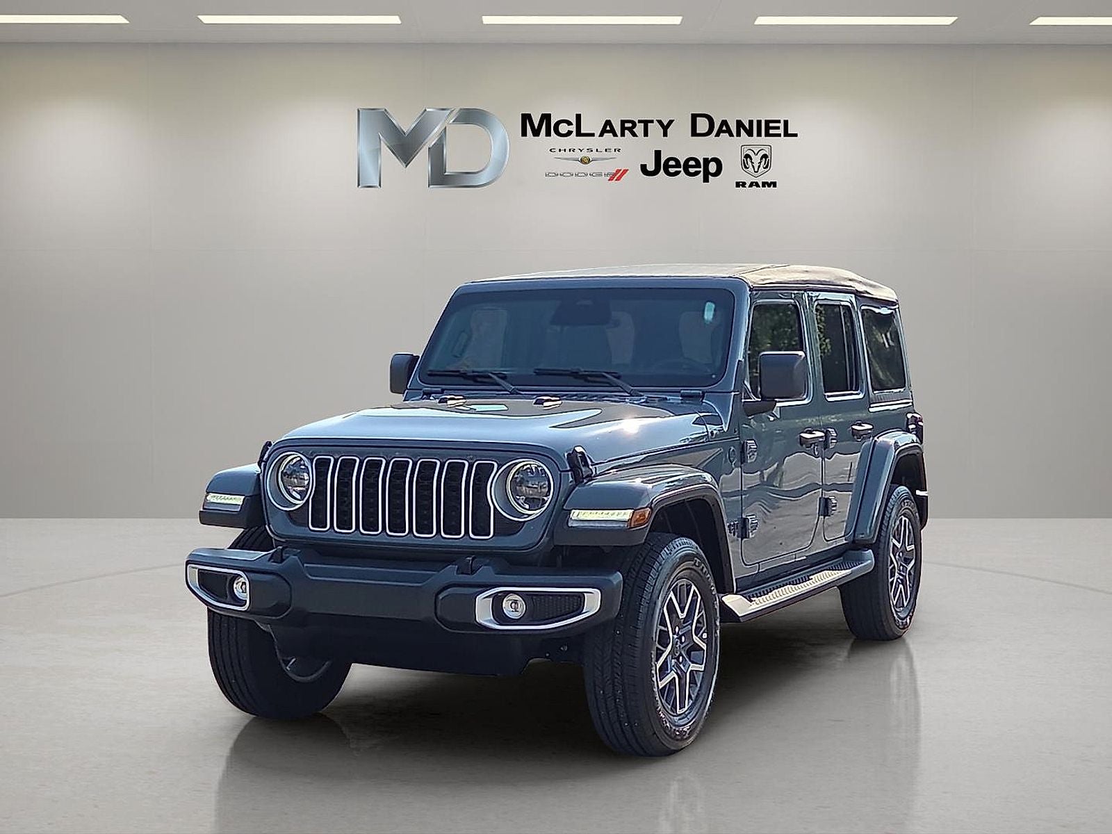 2026 Jeep Wrangler 4-Door Sahara 4x4
