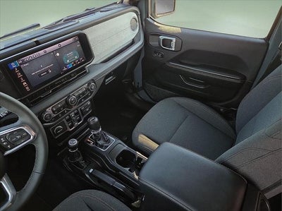 2026 Jeep Wrangler 4-Door Sahara 4x4