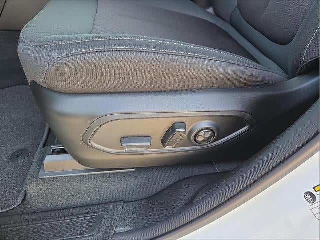 2025 Jeep Grand Cherokee L Laredo X 4x4