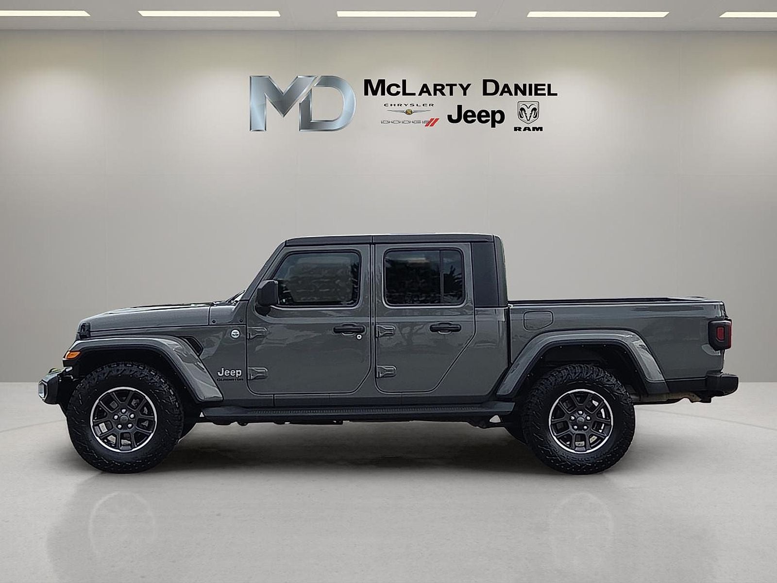 2022 Jeep Gladiator Overland 4x4
