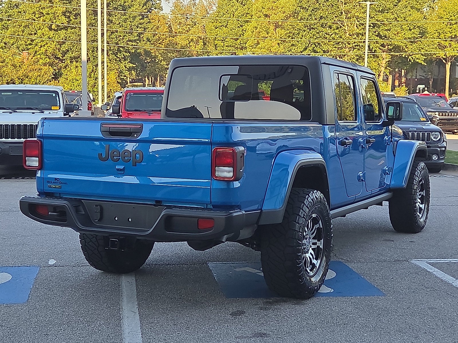 2022 Jeep Gladiator Willys 4x4