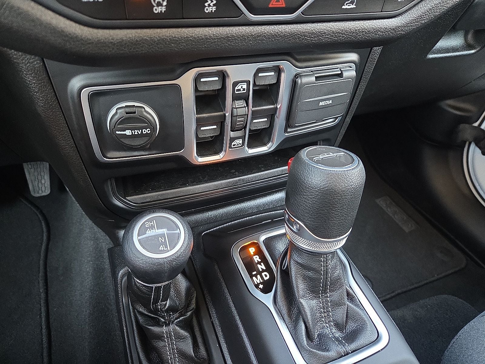 2025 Jeep Gladiator Nighthawk