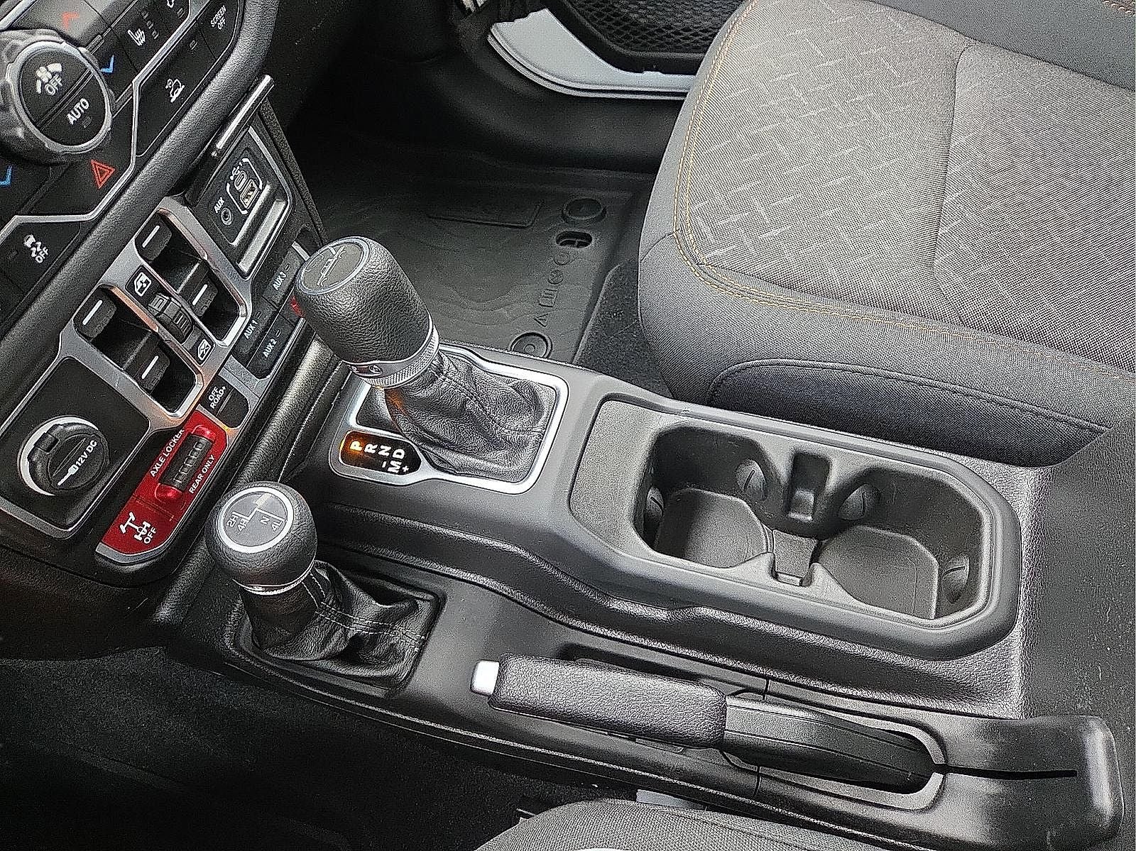2025 Jeep Gladiator Mojave 4x4