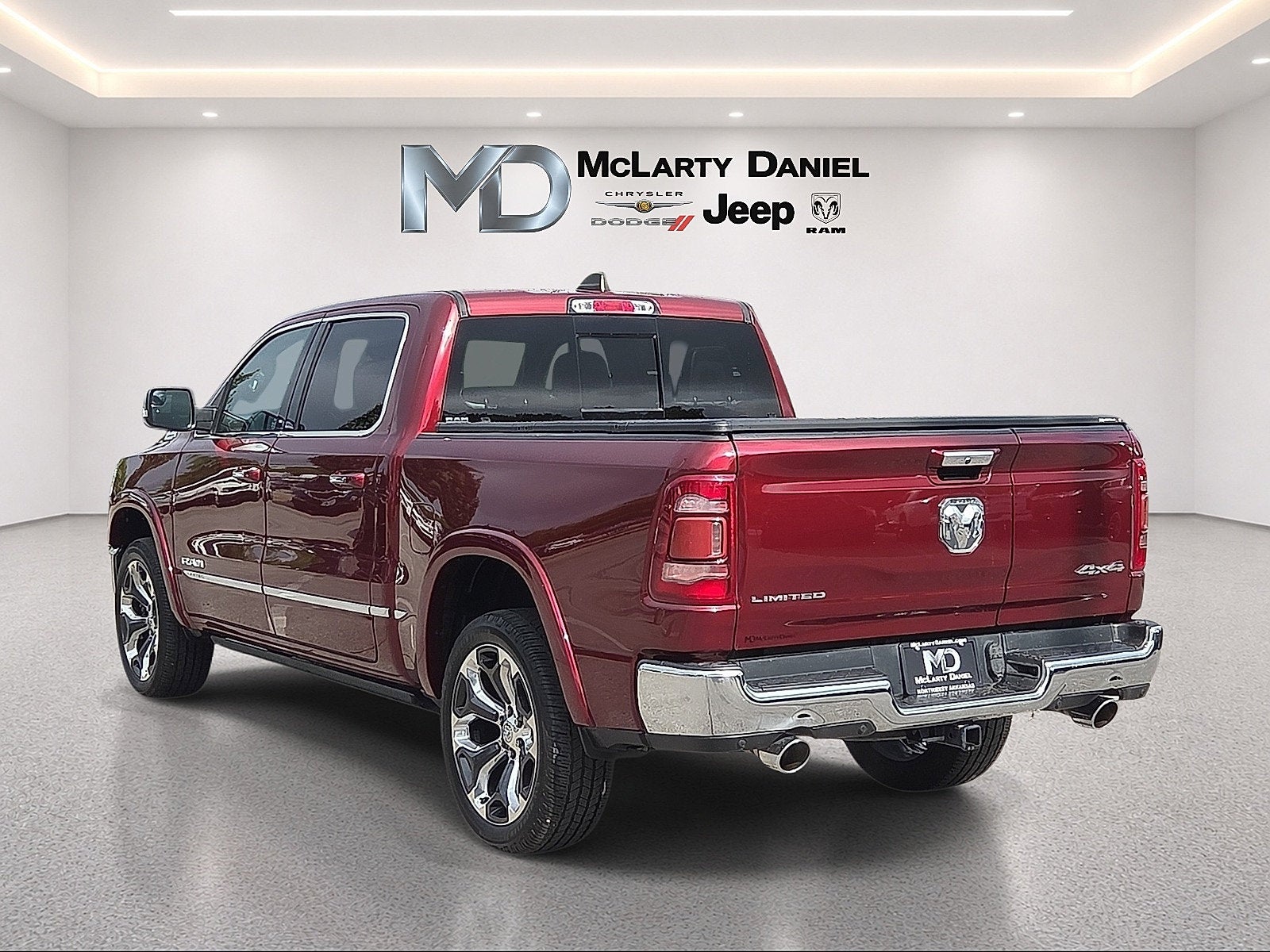 2022 RAM 1500 Limited Crew Cab 4x4 5'7' Box