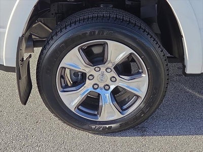 2020 RAM 1500 Laramie Crew Cab 4x4 5'7' Box