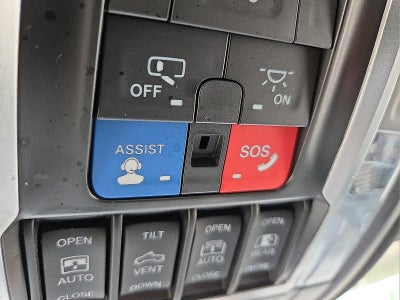 2022 RAM 1500 Laramie Crew Cab 4x4 6'4' Box