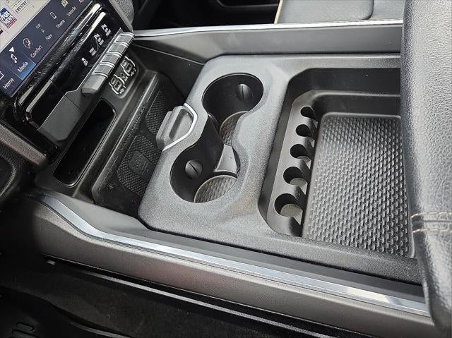 2022 RAM 1500 Laramie Crew Cab 4x4 6'4' Box