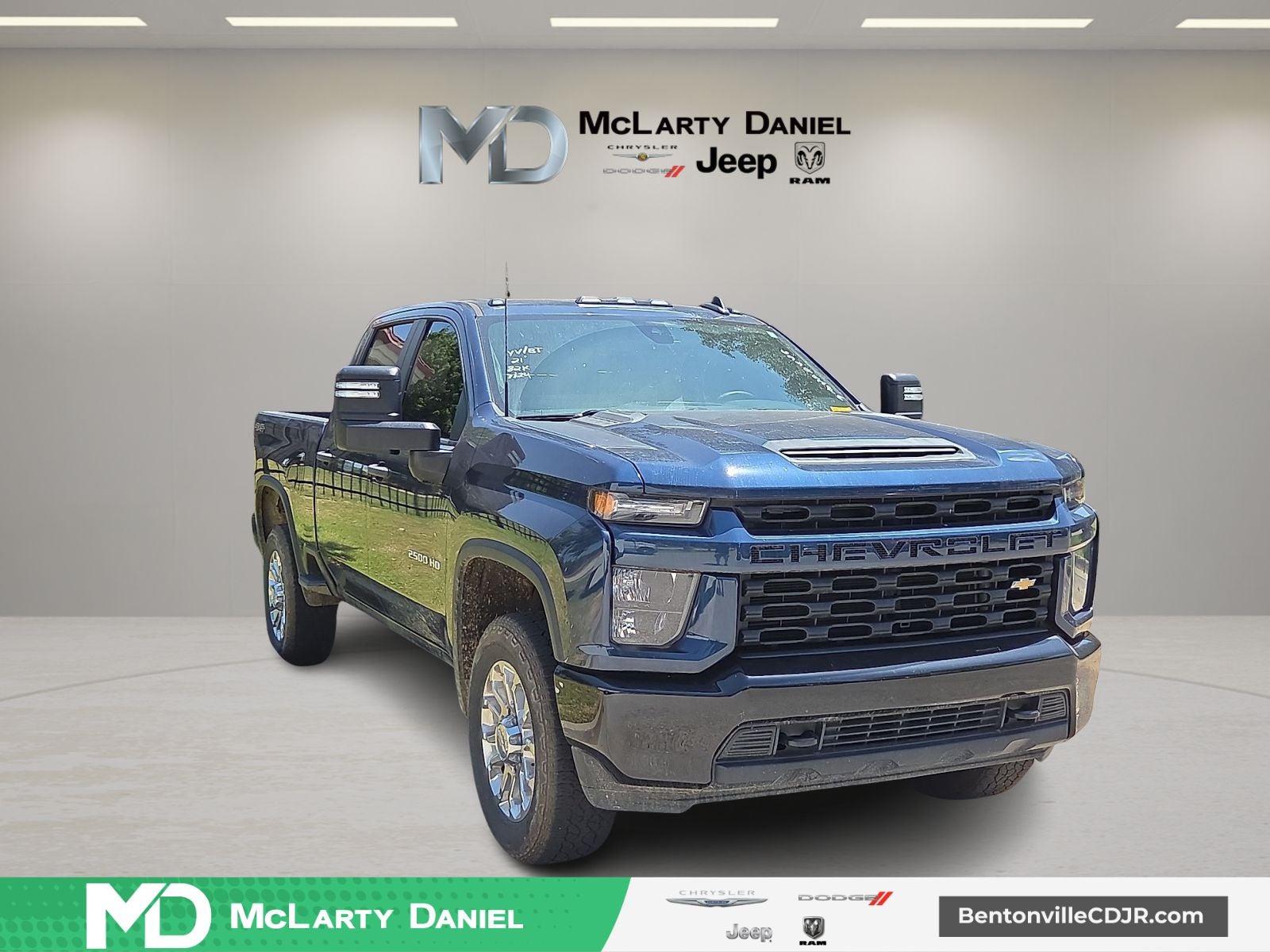 2021 Chevrolet Silverado 2500HD 4WD Crew Cab Standard Bed Custom
