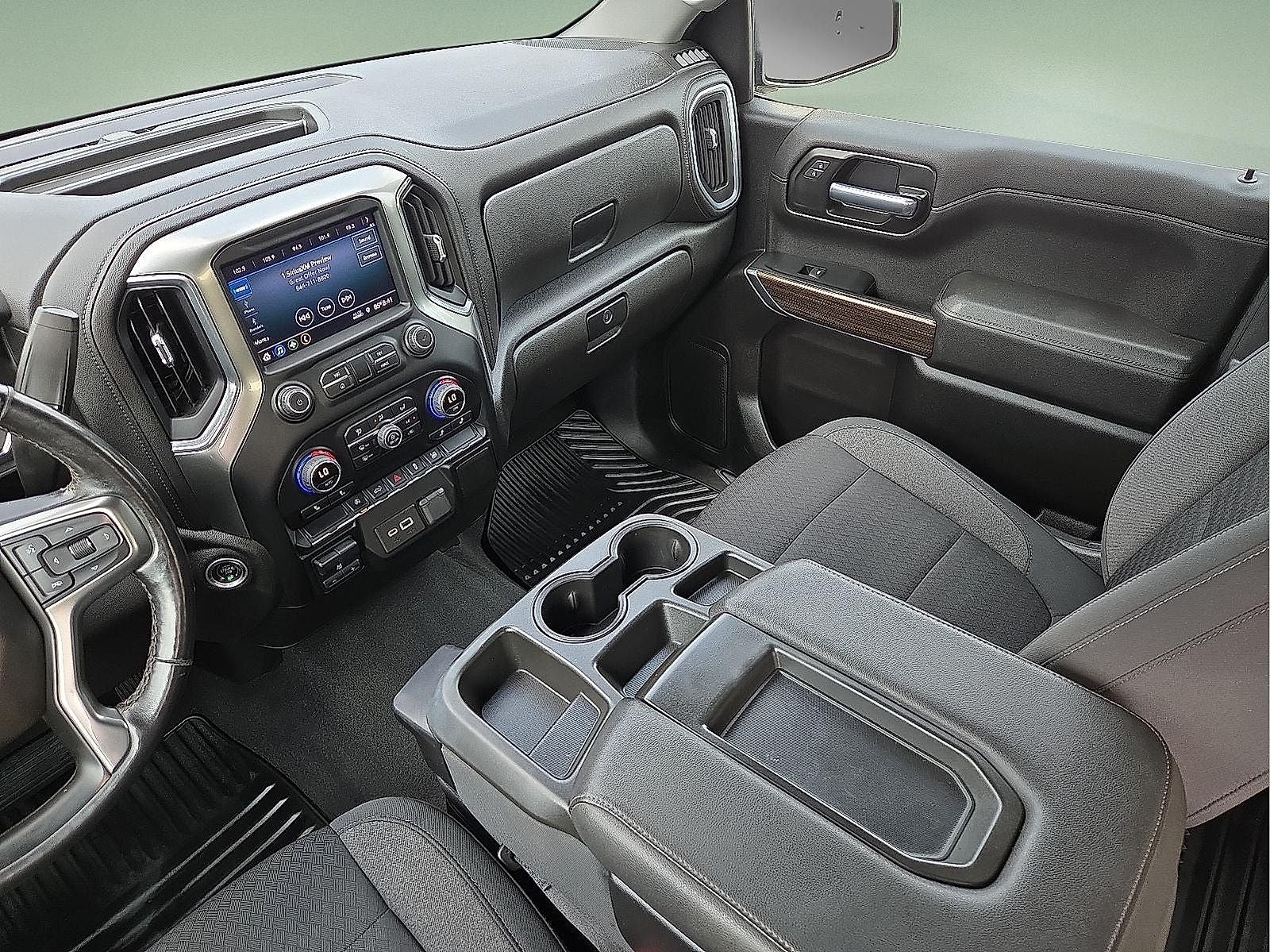 2021 Chevrolet Silverado 1500 4WD Crew Cab Short Bed RST