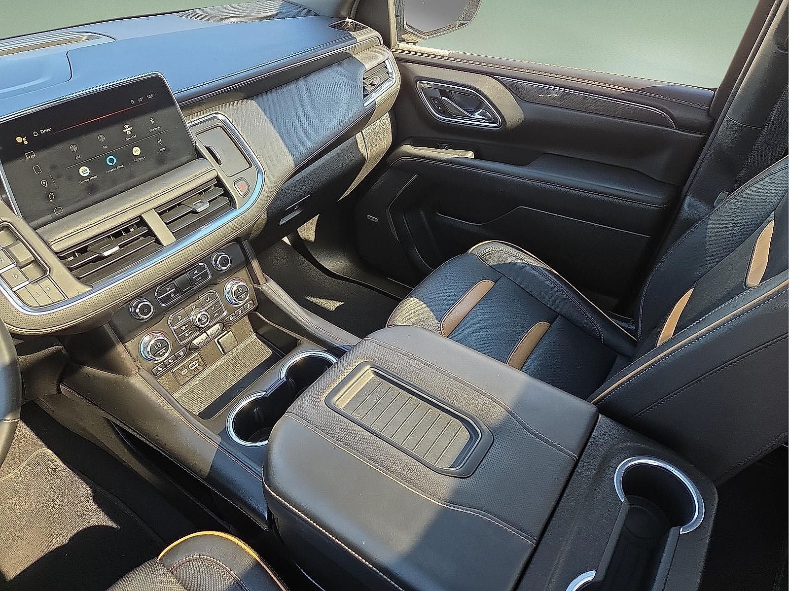 2023 GMC Yukon XL 4WD AT4