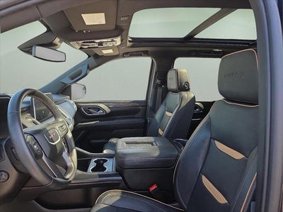2023 GMC Yukon XL 4WD AT4