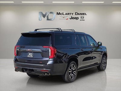 2023 GMC Yukon XL 4WD AT4
