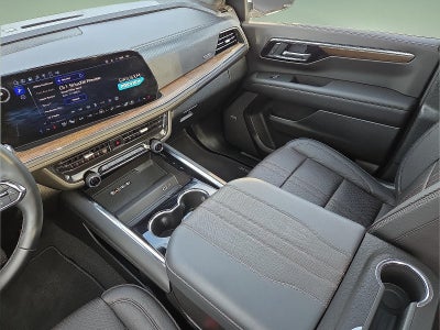 2025 Chevrolet Suburban 4WD High Country