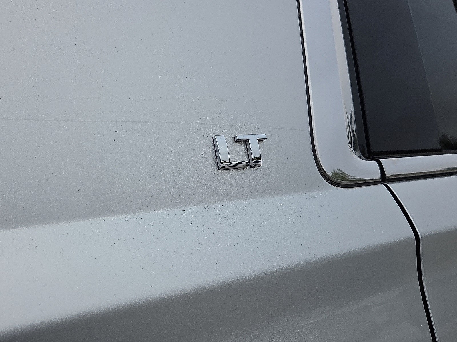 2020 Chevrolet Suburban 4WD LT