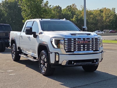 2024 GMC Sierra 2500HD 4WD Crew Cab Standard Bed Denali