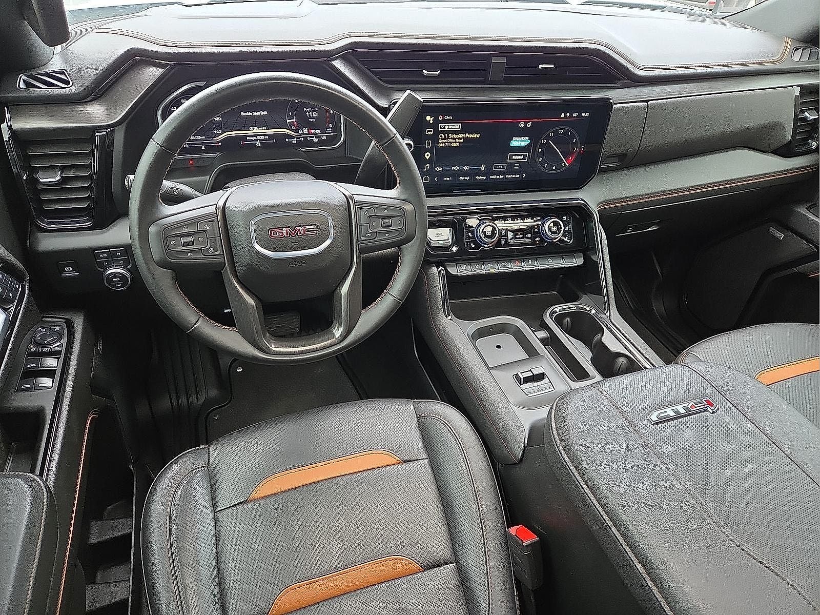 2025 GMC Sierra 2500HD 4WD Crew Cab Standard Bed AT4