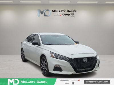 2021 Nissan Altima SR FWD