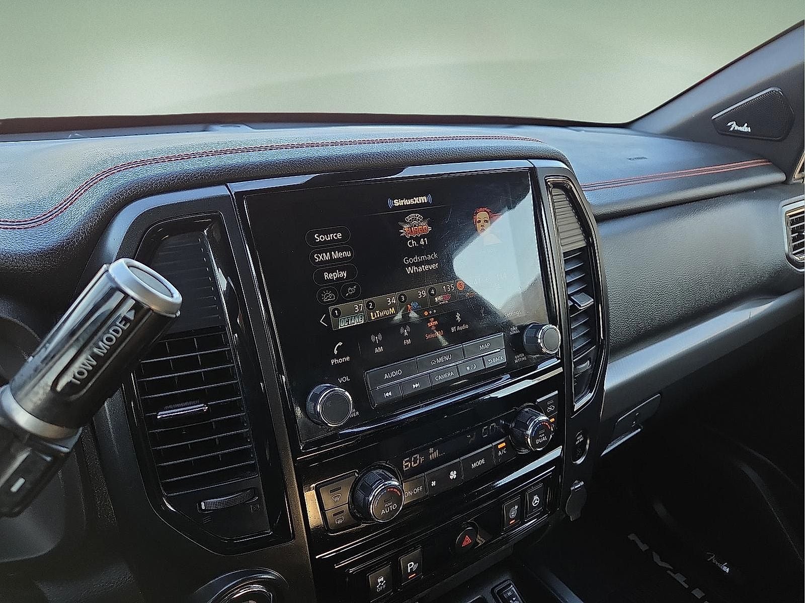 2021 Nissan TITAN Crew Cab PRO-4X 4x4