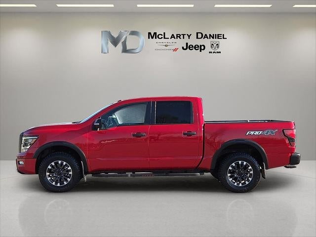 2021 Nissan TITAN Crew Cab PRO-4X 4x4