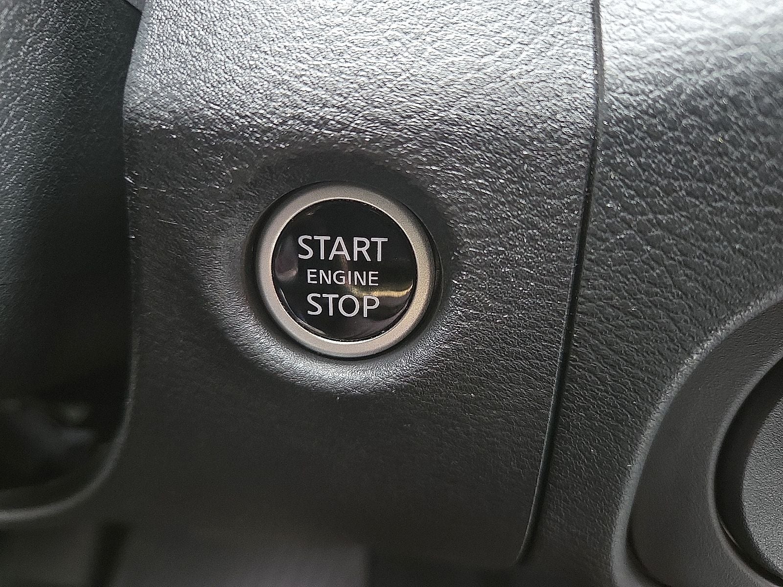 2024 Nissan Frontier Crew Cab SV 4x2