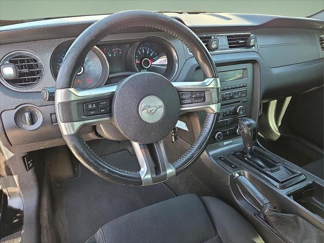 2014 Ford Mustang V6