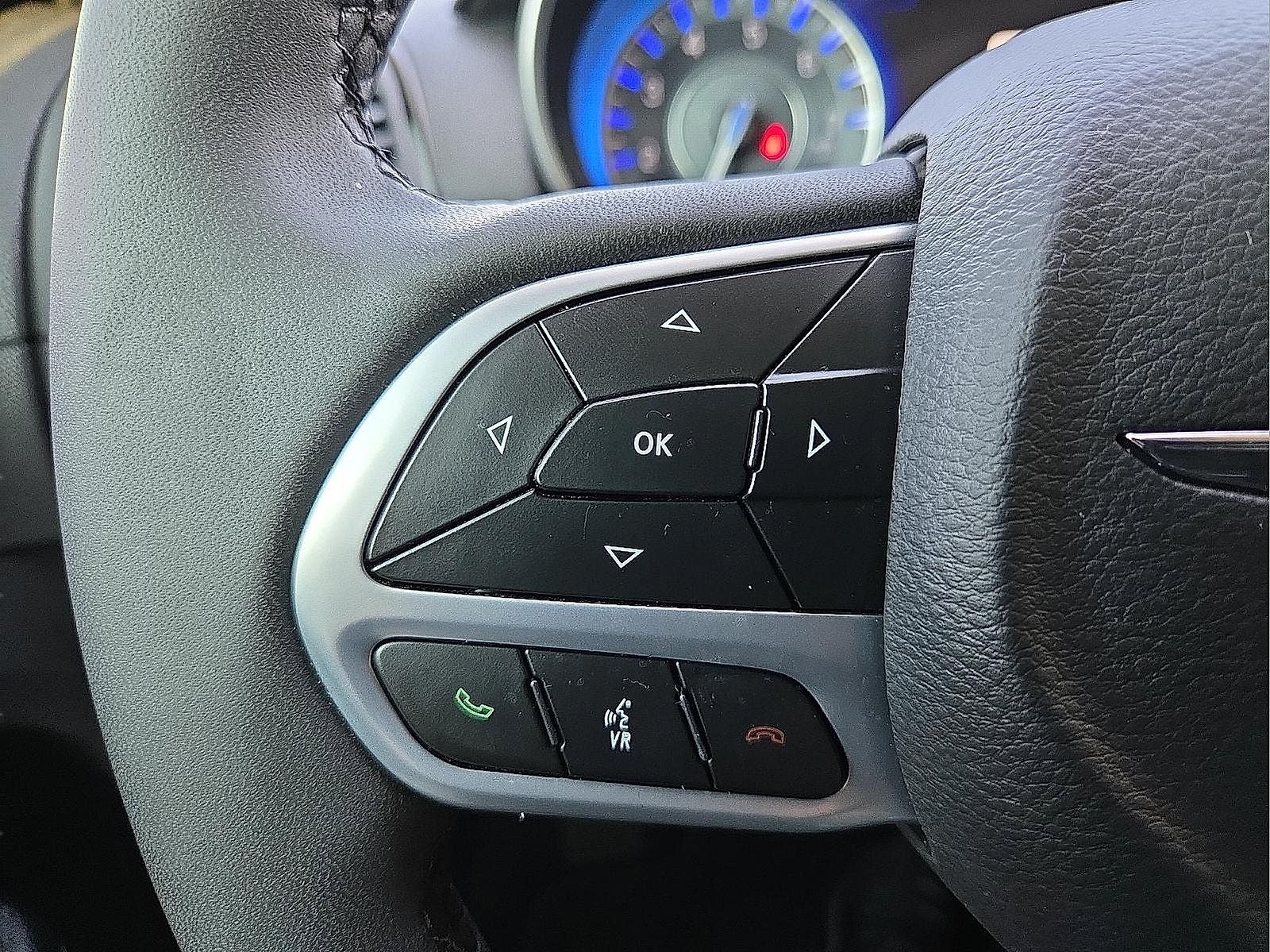 2023 Chrysler 300 Touring L