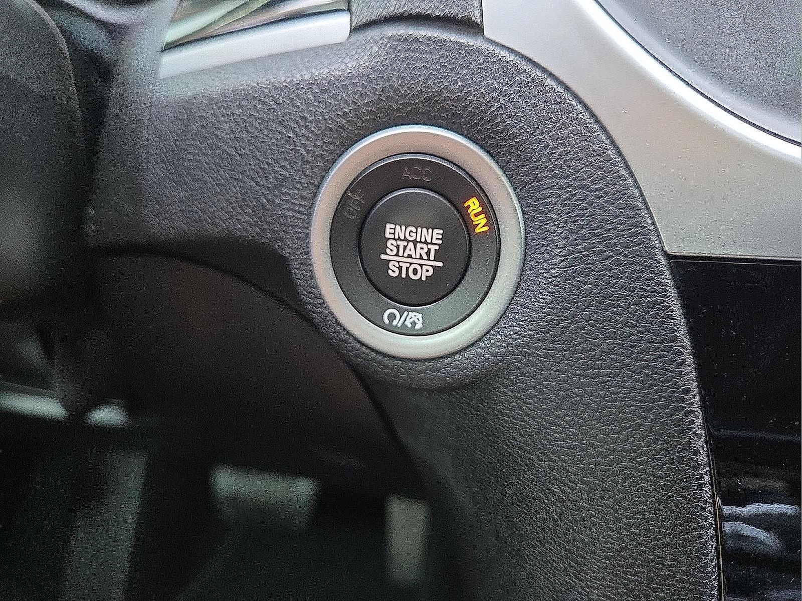 2023 Chrysler 300 Touring L