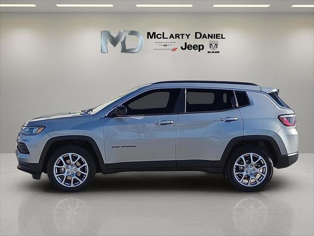 2022 Jeep Compass Latitude Lux 4x4