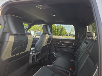 2025 RAM 3500 Laramie Crew Cab 4x4 6'4' Box