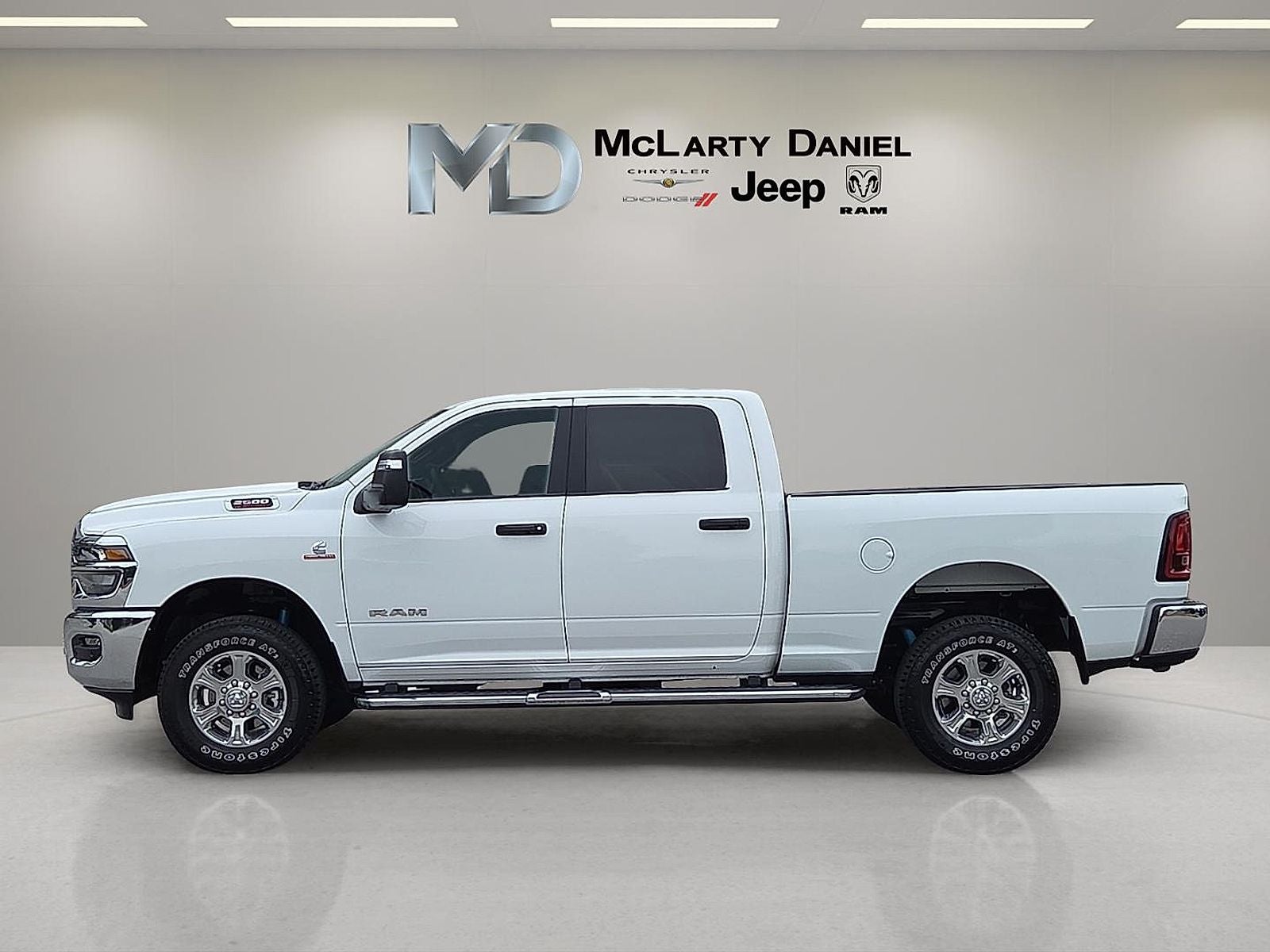 2025 RAM 2500 Big Horn Crew Cab 4x4 6'4' Box