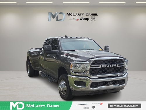 2024 RAM 3500 Tradesman Crew Cab 4x4 8' Box
