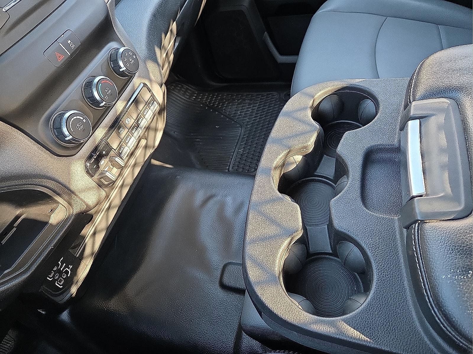 2023 RAM 4500 Chassis Tradesman/SLT