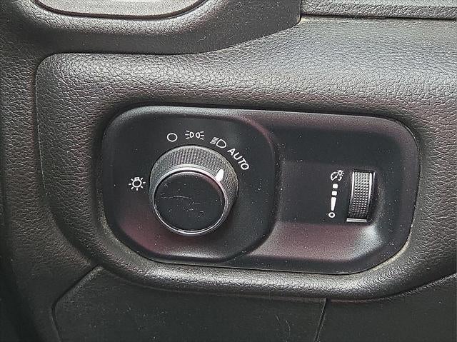 2023 RAM 5500 Chassis Tradesman/SLT