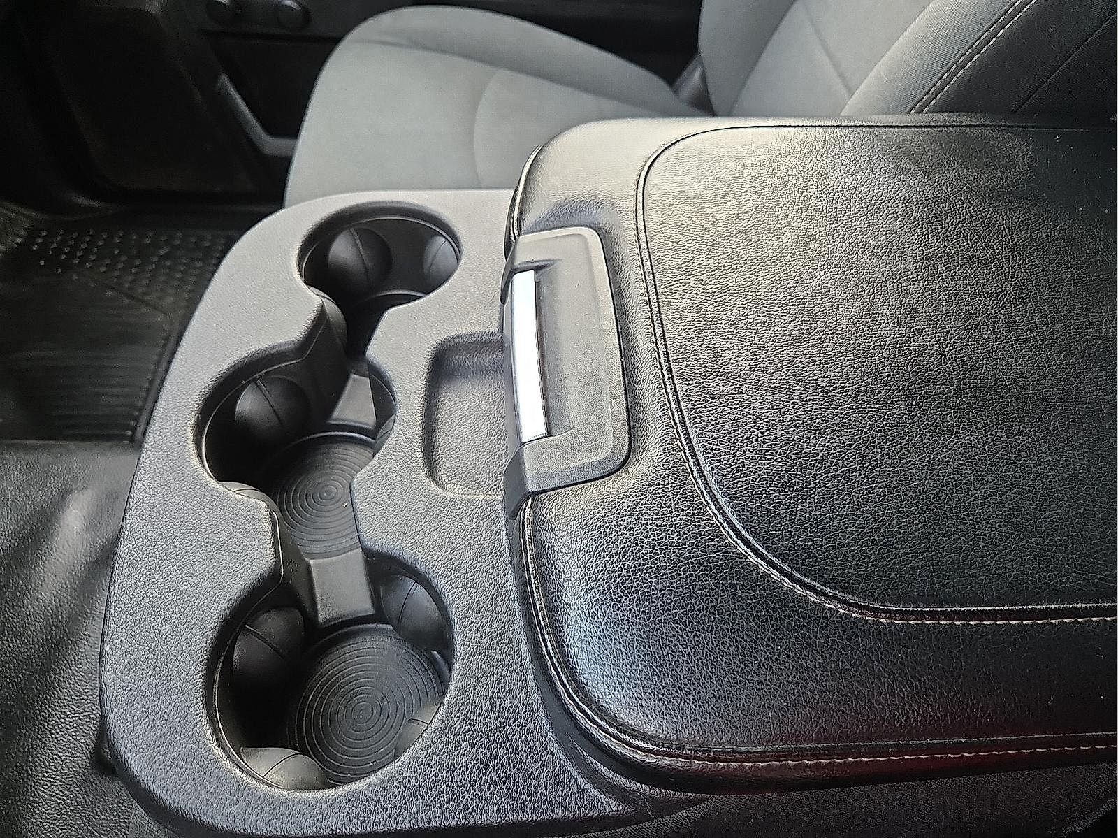 2023 RAM 5500 Chassis Tradesman/SLT