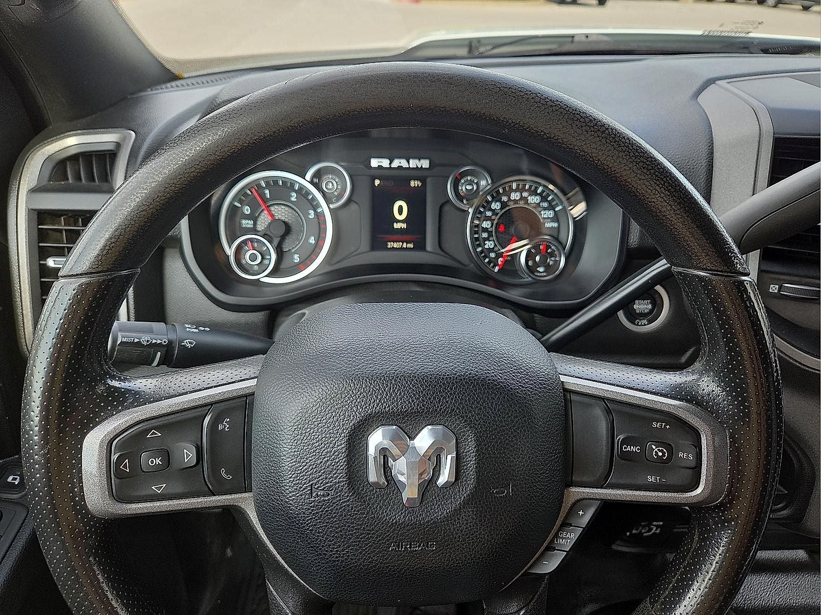 2024 RAM 3500 Chassis Tradesman/SLT/Laramie/Limited