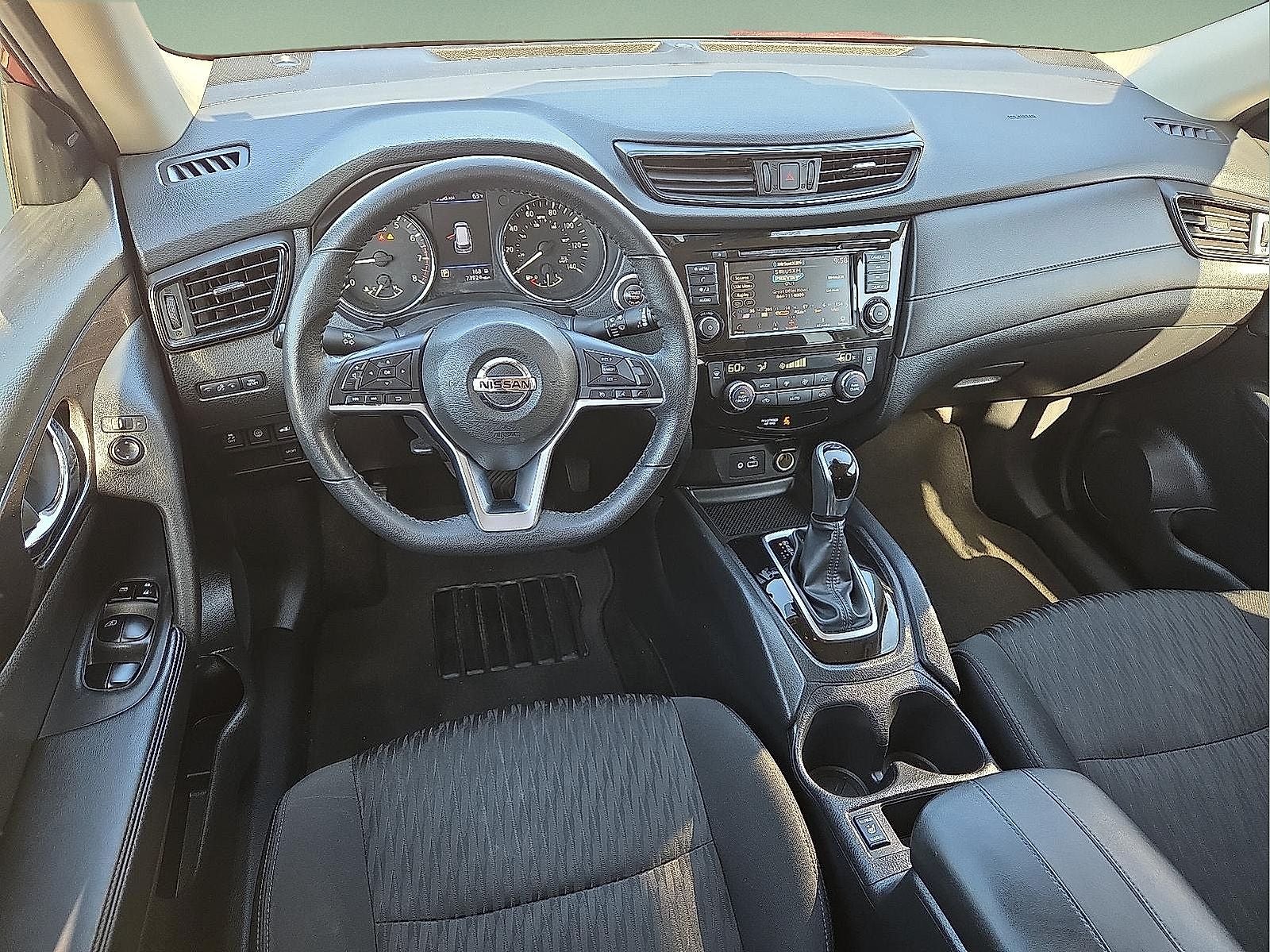 2020 Nissan Rogue SV FWD