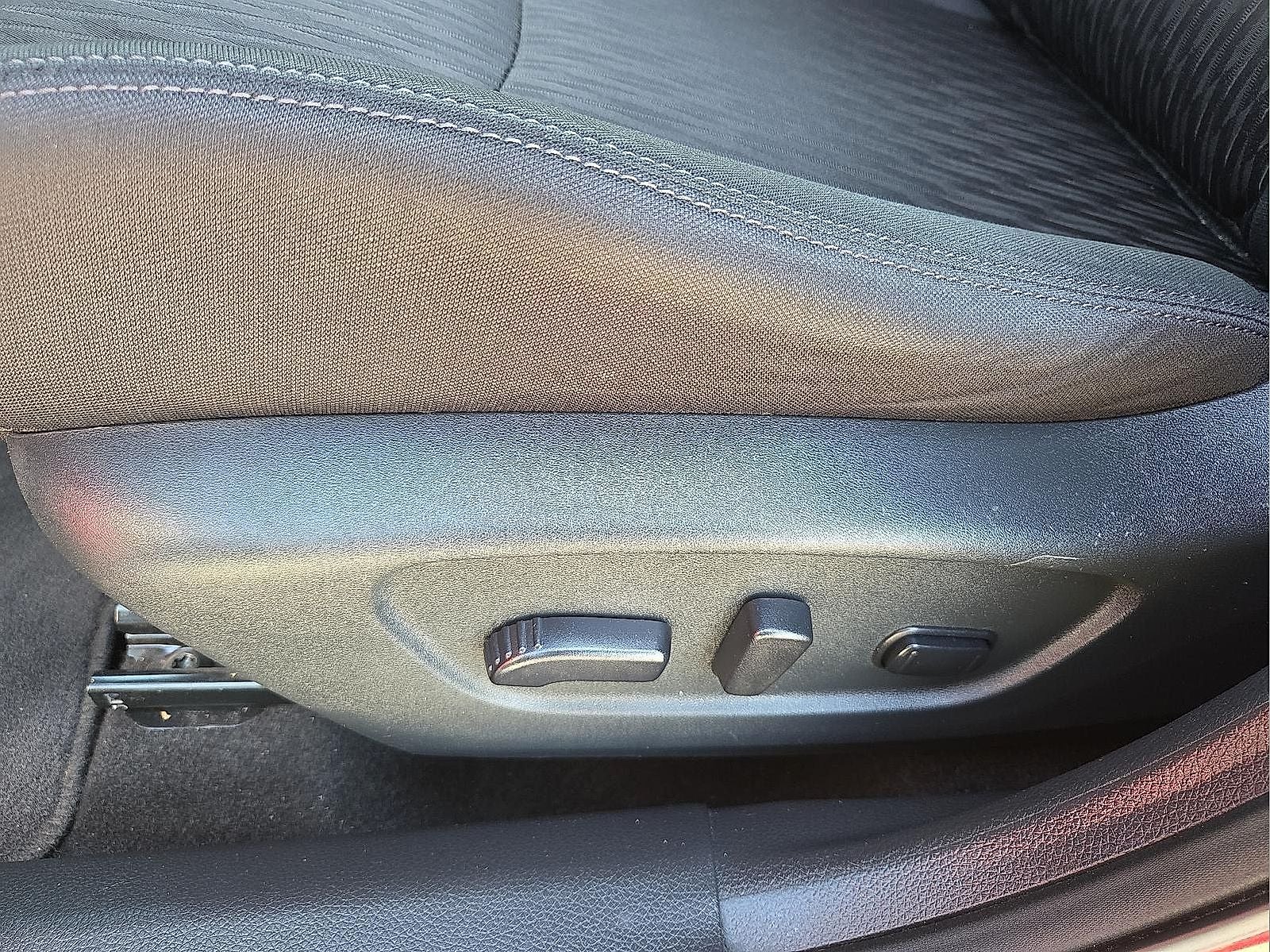 2020 Nissan Rogue SV FWD