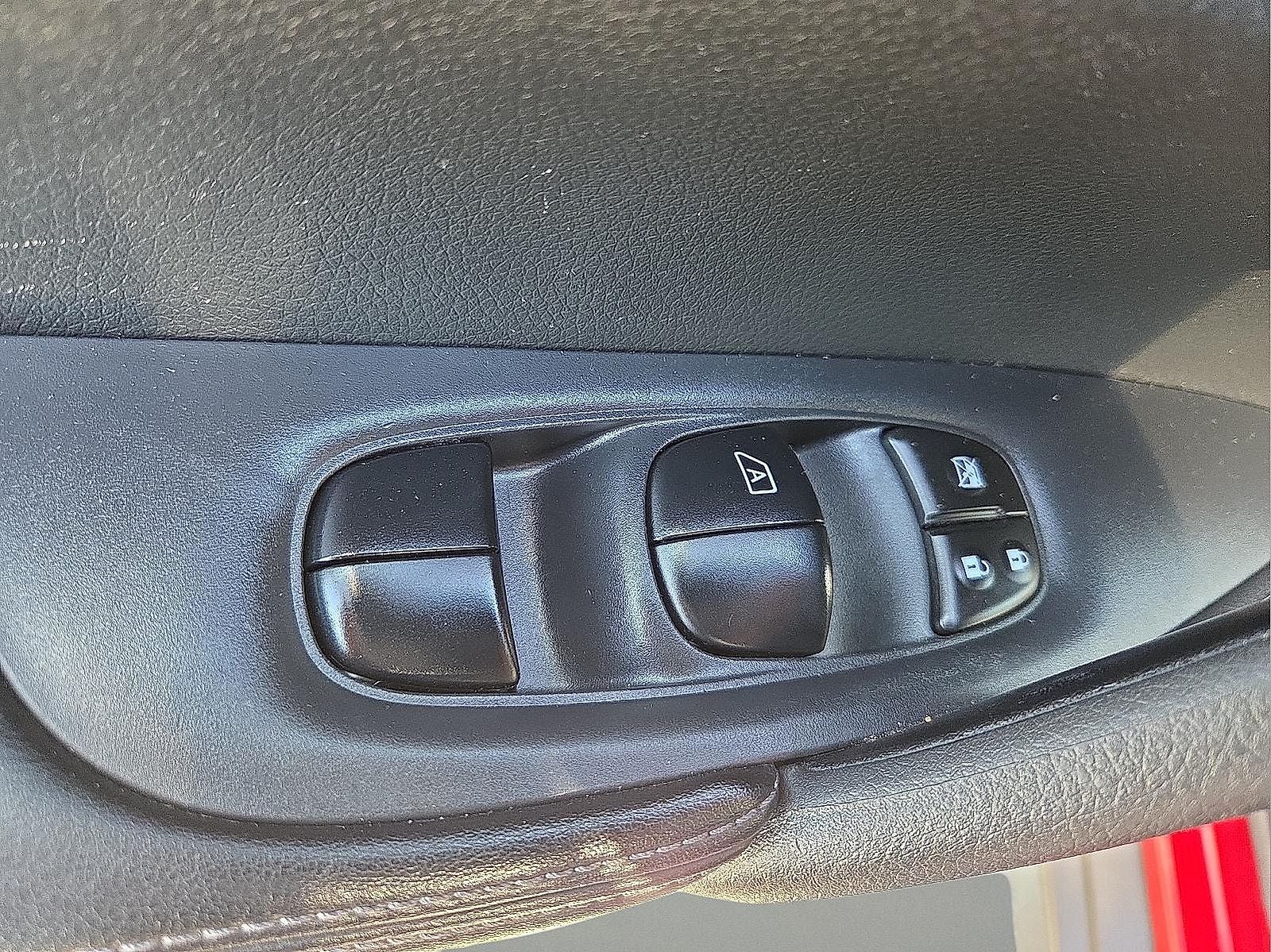 2020 Nissan Rogue SV FWD