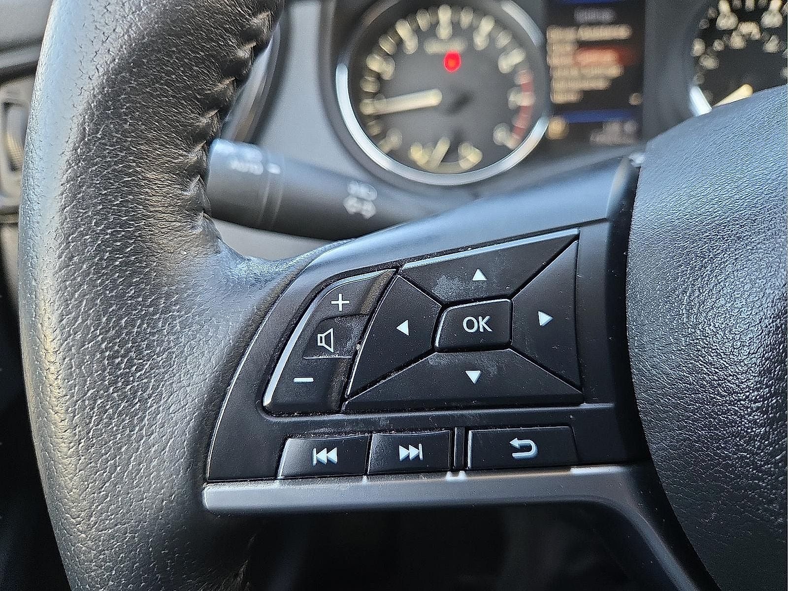 2020 Nissan Rogue SV FWD