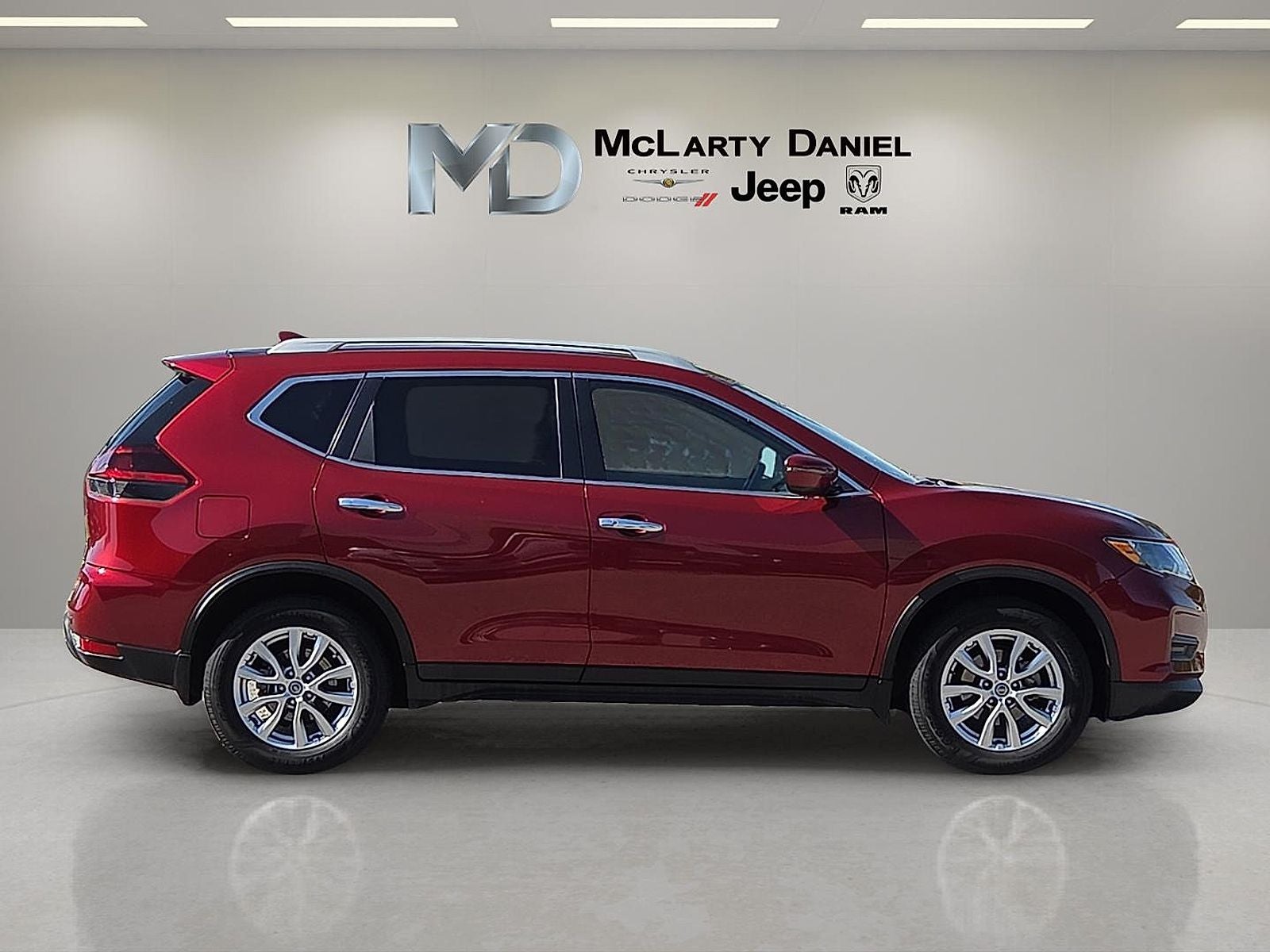 2020 Nissan Rogue SV FWD