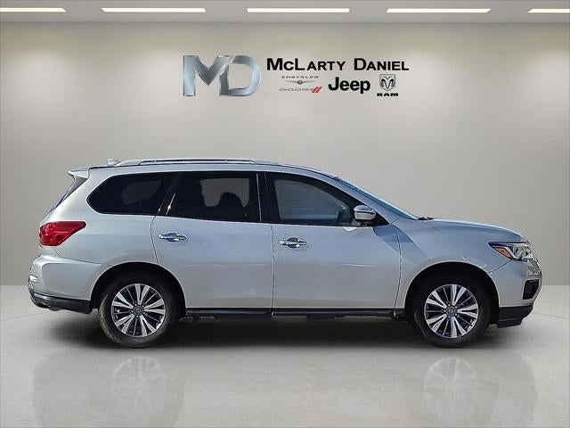 2020 Nissan Pathfinder SL 2WD