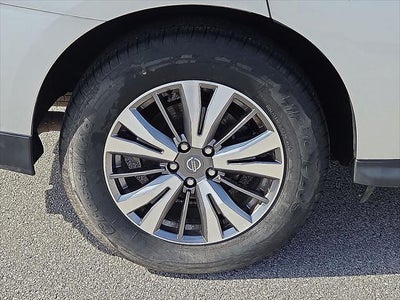 2020 Nissan Pathfinder SL 2WD