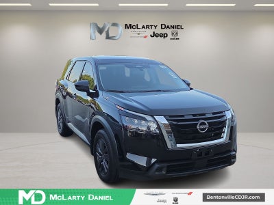 2025 Nissan Pathfinder S FWD