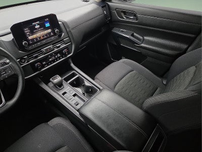 2025 Nissan Pathfinder S